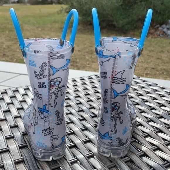 Zac & EVAN Toddler Rain Boots - Picture 5 of 17